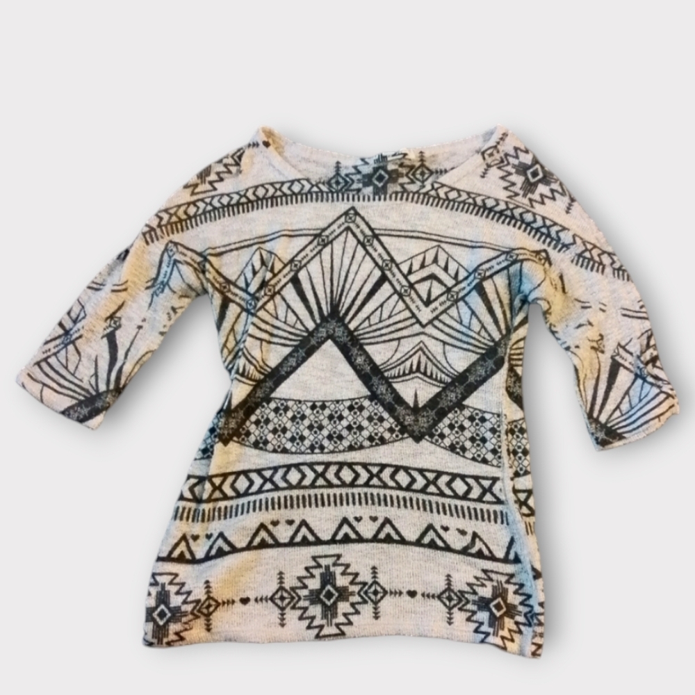 🎊3 FOR $10 GINGER G WOMENS SMALL BEIGE WOOL PATTERN TOP